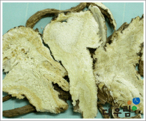 당귀(토) 1kg.